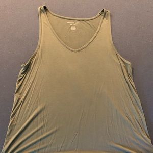 AE women’s loose tank